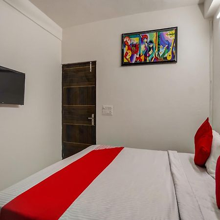 Oyo Flagship 75287 Pubg Residency Hotel New Delhi Exterior photo