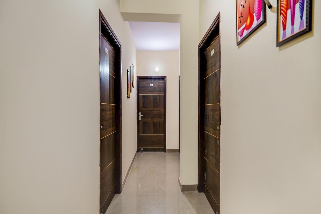 Oyo Flagship 75287 Pubg Residency Hotel New Delhi Exterior photo