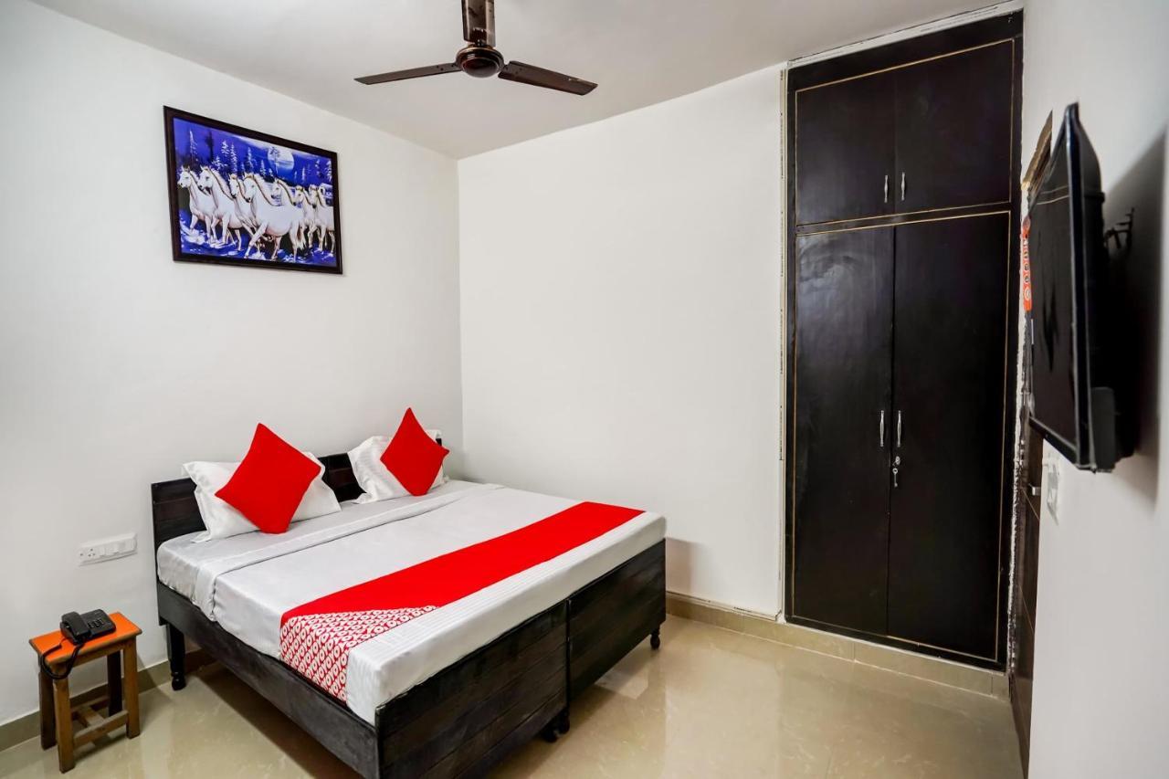 Oyo Flagship 75287 Pubg Residency Hotel New Delhi Exterior photo